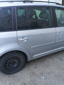 Prodám náhradní VW Touran 2004 - 8