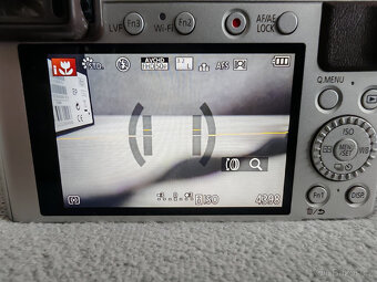 Panasonic DMC - LX100 - 8