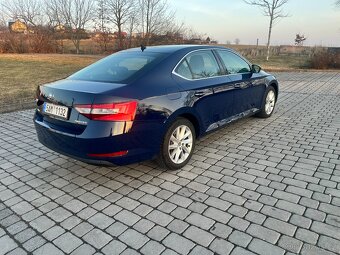 Škoda Superb 2.0 TDI - 8