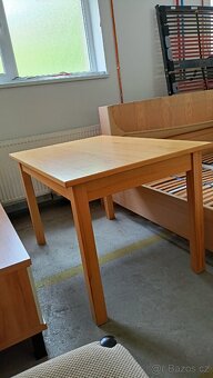 Jídelní set stůl a 4 židle - 8