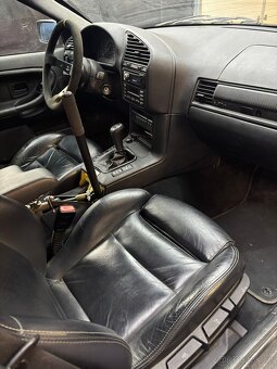 BMW e36 323i touring - 8