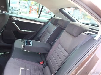 Škoda Octavia 1.5TSI 110kW AMBITION TAŽNÉ ČR 1MAJITEL - 8
