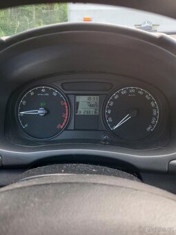 Škoda Roomster 1.2 HTP (2009) + obytná vestavba - STK 1.27 - 8