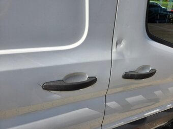 FORD TRANSIT L4H3 - 8