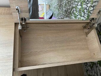 Toaletní stolek MAKE UP - 8