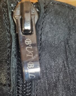 Dámské kožené nízké kozačky - 8