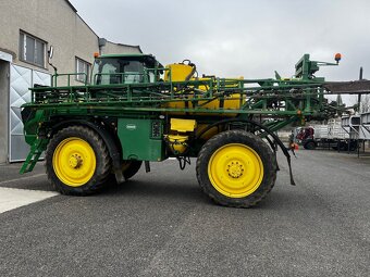 Samojizdny postřikovač John deere R4040i - 8