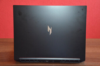 Acer Nitro V 16 Ryzen 7/16GB/SSD 1TB/RTX4060 - 8