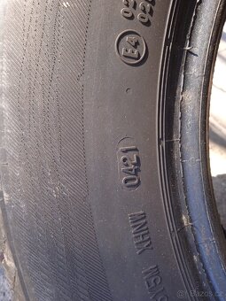 Prodám letní pneu 215/ 60 R 16 - 8