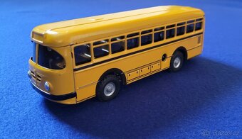 Kovap autobus Omnibus Bussing 1959 na klucik - 8