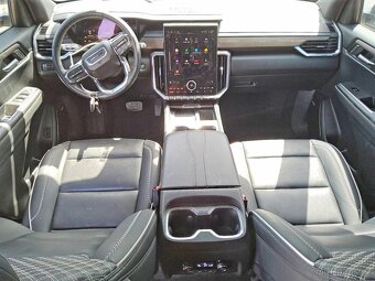 GMC Acadia Denali 2025 - 8
