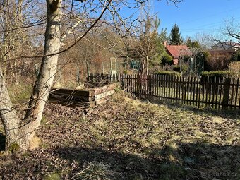 Prodám zahradu 350m2 - Újezdeček - 8