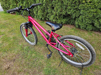 20" dívčí růžové horské hliníkové kolo NORCO, rám 10" - 8