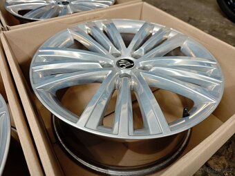 Alu kola celoleštěná Škoda Sirius 19" - 8