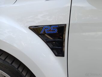FOCUS RS - 8