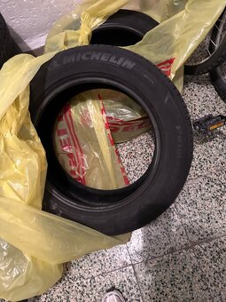 michelin kola 225/55r17 - 8