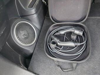 Mitsubishi Outlander PHEV - 8