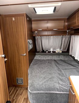 Karavan Wilk - 8