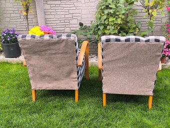 Prodám dva starožitná křesla HALABALA - 8