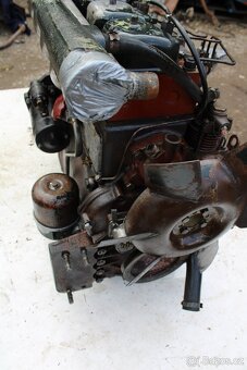 Zetor 7211 7245 motor kompletní na opravu - 8
