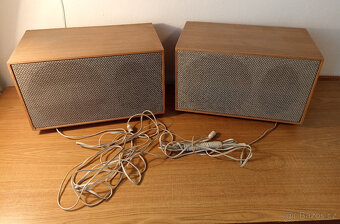 Staré retro rádio Tesla Stereodirigent 538A + reproduktory - 8