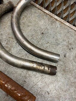 Různé kolena výfuku Jawa/ČZ - 8