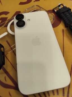 IPhone 16 256 Gb + Apple Watch 8 45mm - 8