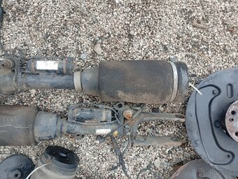 MERCEDES BENZ R V251, W251  VZDUCHOVÝ PODVOZEK PĚKNÝ - 8