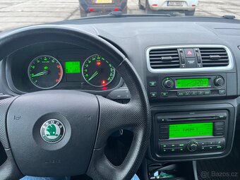 Škoda Fabia 2 kombi 1.4mpi nová Stk - 8