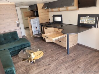 Hausbot 15.4 x 4.2m NEW Houseboat Zariadeny - 8