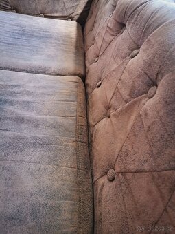 Chesterfield sedačka 3místná umělá kůže hnědá - 8