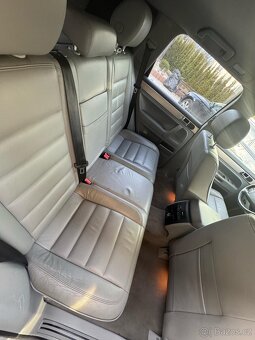 Volkswagen Touareg 2,5 TDi Automat - 8