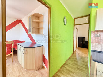Prodej bytu 5+1, 92 m², Broumov, ul. U Větrolamu - 8