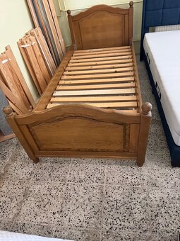 Krásná rustikální postel jednolůžko 90x200 komplet - 8