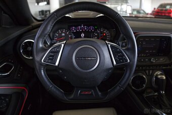 Chevrolet Camaro Coupe 6.2 V8 - 8