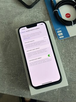 Prodám iPhone 13 128gb - 8