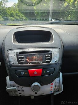 Prodám Citroen C1 rok 2014 pěti dveř - 8