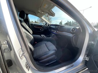Prodám Mercedes E220 d 4M kombi - 8