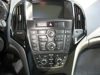 Astra Kombi 1,6 TDi-81 kW, 187.000,-Kč - 8