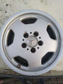 ALU použitý disk Mellber  7Jx15h2 Mercedes - 8