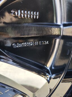 Originál dvourozměrná ALU kola MERCEDES s pneu PIRELLI - 8