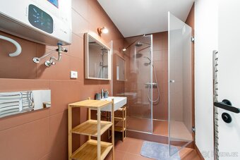 Prodej moderního horského apartmánu 1+kk v Krkonoších - 8