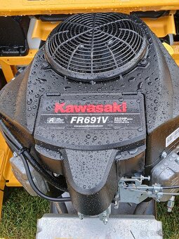 Traktorová kosačka sekačka mulčovač ríder - 8