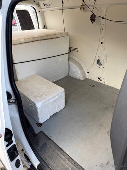 VW Caddy maxi 2.0 cng - 8