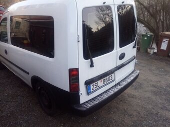 OPEL COMBO CDTI - 8