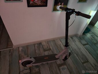 Elektricka kolobezka Ninebot G30LE - 8