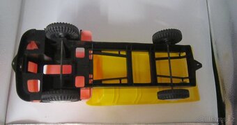 Stará hračka VELKÉ plastové auto TECHNOPLAST ŠKODA 706 TRAMB - 8