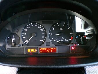 BMW E46 320i combi 6 válec M packet II originál - 8