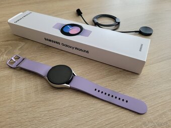 Chytré hodinky SAMSUNG Galaxy Watch 5 (40 mm) - 8