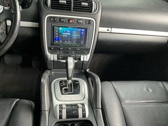 PORSCHE CAYENNE 3.6i-V6 213kW,4X4,DARK OLIVE GREEN perleť - 8